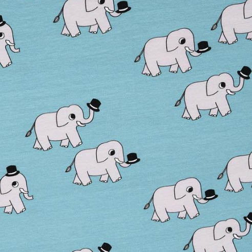 Tricot elephants - Eva Mouton